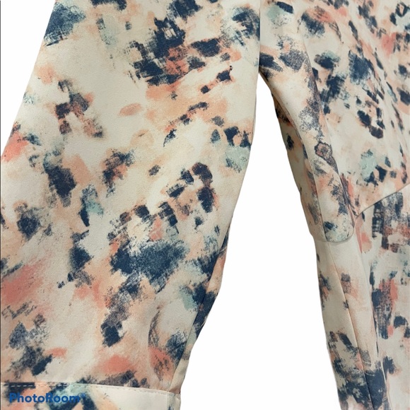 RW&CO Women’s Peplum Pink Medium Shirt - Picture 5 of 7